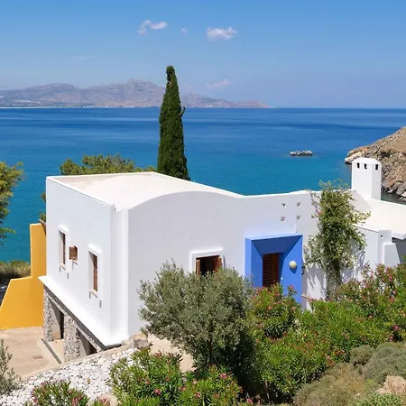 Villa Kerylos Vlicha *
